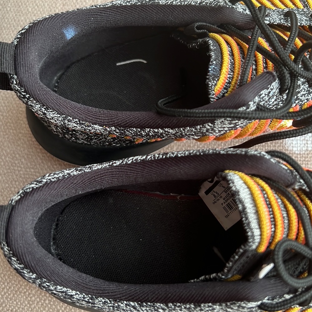 Nike Trainers - Picture 8 of 9